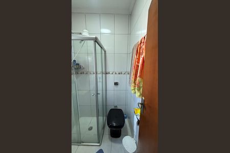 Casa à venda com 119m², 2 quartos e 2 vagasBanheiro da Suíte 2