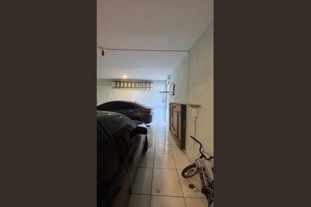 Casa à venda com 119m², 2 quartos e 2 vagasGaragem