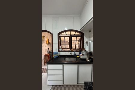 Casa à venda com 119m², 2 quartos e 2 vagasCozinha