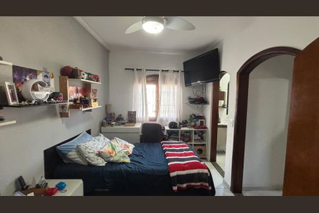 Casa à venda com 119m², 2 quartos e 2 vagasSuíte 2