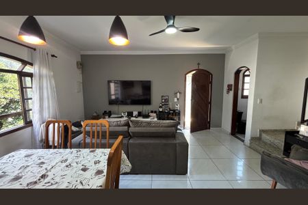 Casa à venda com 119m², 2 quartos e 2 vagasSala - Sala de Jantar