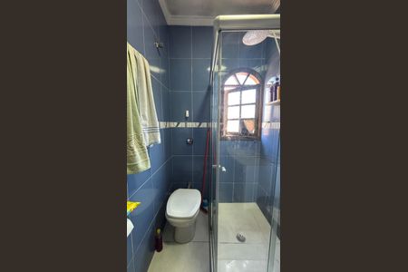 Casa à venda com 119m², 2 quartos e 2 vagasBanheiro da Suíte 1