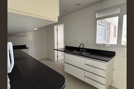 Apartamento para alugar com 155m², 3 quartos e 3 vagasCozinha
