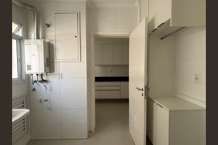 Apartamento para alugar com 155m², 3 quartos e 3 vagasÁrea de Serviço