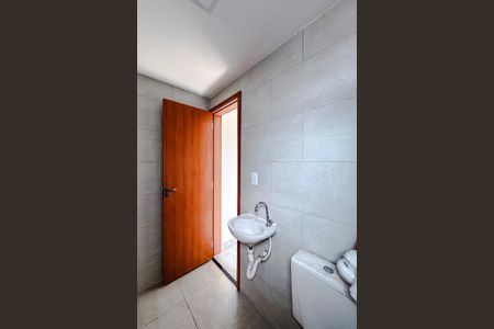 Banheiro da Suíte de apartamento para alugar com 1 quarto, 55m² em Vila Esperança, São Paulo