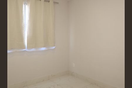 Sala de TV de apartamento para alugar com 2 quartos, 46m² em Jardim Caravelas, Goiânia