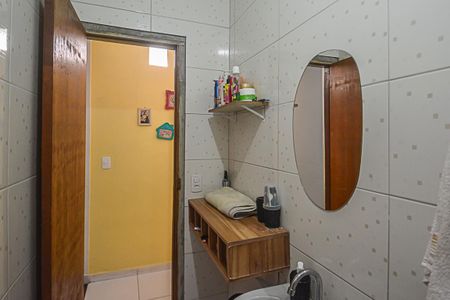 Casa à venda com 190m², 3 quartos e 4 vagas Casa à venda com 190m², 3 quartos e 4 vagasBanheiro 2