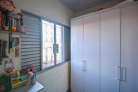 Casa à venda com 190m², 3 quartos e 4 vagas Casa à venda com 190m², 3 quartos e 4 vagasQuarto 3