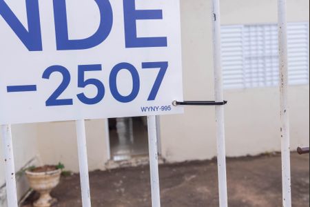 Casa à venda com 100m², 3 quartos e 2 vagasPlaquinha