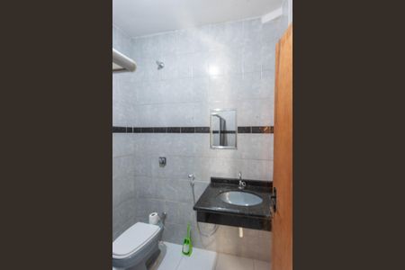 Casa à venda com 100m², 3 quartos e 2 vagasBanheiro