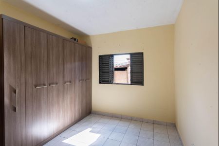 Casa à venda com 100m², 3 quartos e 2 vagasQuarto 1