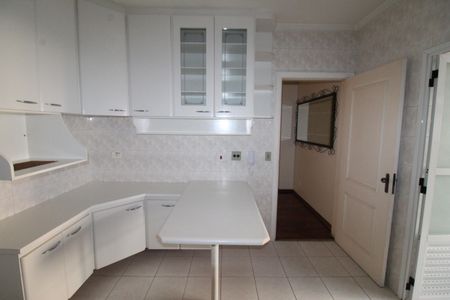 Apartamento para alugar com 160m², 3 quartos e 3 vagasCozinha