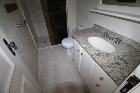 Apartamento para alugar com 160m², 3 quartos e 3 vagasBanheiro