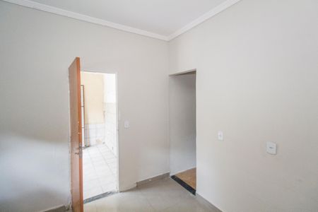Casa para alugar com 150m², 3 quartos e 3 vagas Casa para alugar com 150m², 3 quartos e 3 vagasCozinha e Área de Serviço