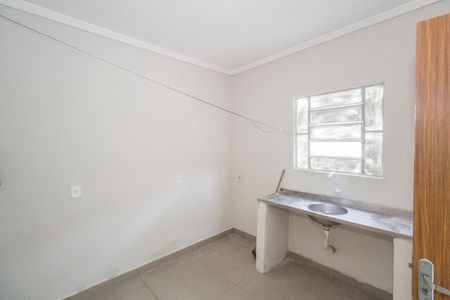 Casa para alugar com 150m², 3 quartos e 3 vagas Casa para alugar com 150m², 3 quartos e 3 vagasCozinha e Área de Serviço