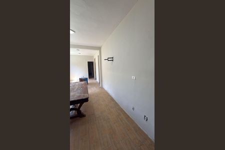 Sala de casa à venda com 3 quartos, 150m² em Realengo, Rio de Janeiro