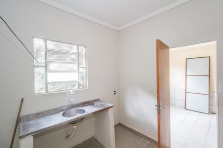 Casa para alugar com 150m², 3 quartos e 3 vagas Casa para alugar com 150m², 3 quartos e 3 vagasCozinha e Área de Serviço