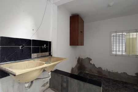 Casa para alugar com 100m², 2 quartos e 1 vagaÁrea de Serviço
