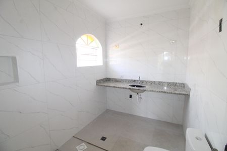 Casa para alugar com 210m², 5 quartos e 4 vagasBanheiro da Suíte 