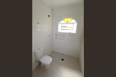 Casa para alugar com 210m², 5 quartos e 4 vagasBanheiro 1