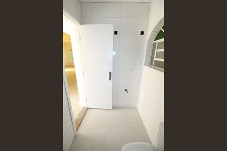 Casa para alugar com 210m², 5 quartos e 4 vagasBanheiro 2