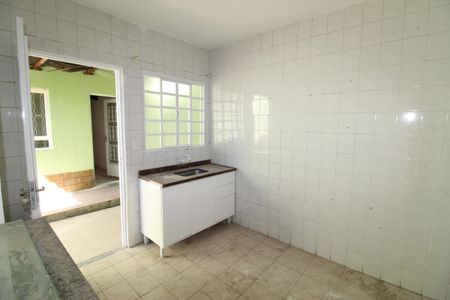 Casa para alugar com 261m², 5 quartos e 4 vagasEdícula Cozinha