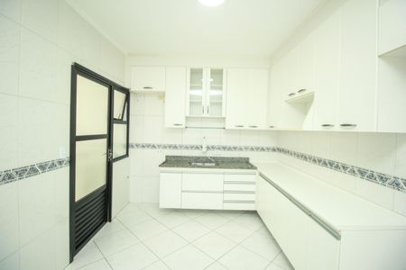 Apartamento para alugar com 69m², 2 quartos e 1 vagaCozinha