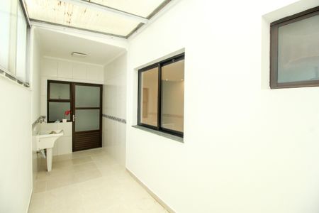 Apartamento para alugar com 69m², 2 quartos e 1 vagaÁrea de Serviço