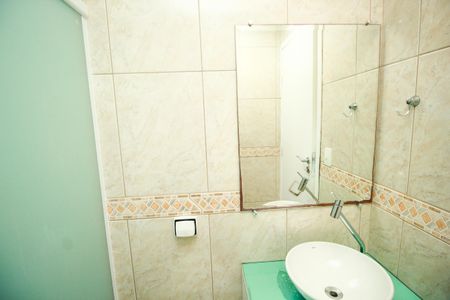 Apartamento para alugar com 69m², 2 quartos e 1 vagaBanheiro Social