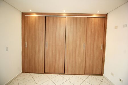 Apartamento para alugar com 69m², 2 quartos e 1 vagaSuíte