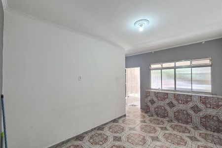 Casa para alugar com 70m², 2 quartos e 1 vagaSala