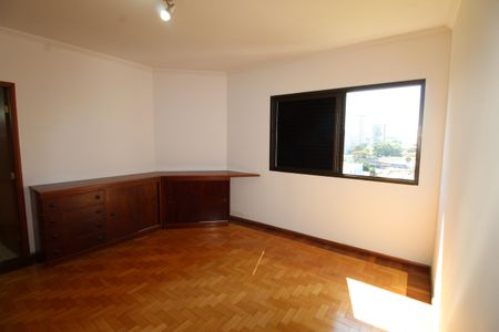 Apartamento para alugar com 178m², 4 quartos e 3 vagasSuíte