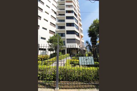 Apartamento para alugar com 178m², 4 quartos e 3 vagasFachada e portaria