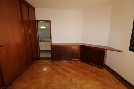 Apartamento para alugar com 178m², 4 quartos e 3 vagasSuíte