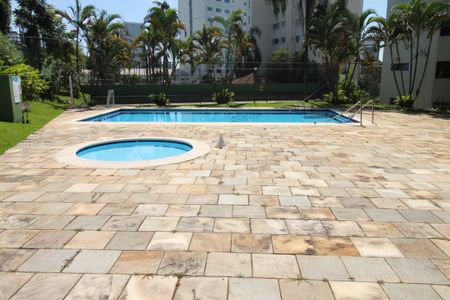 Apartamento para alugar com 178m², 4 quartos e 3 vagasÁrea comum - Piscina