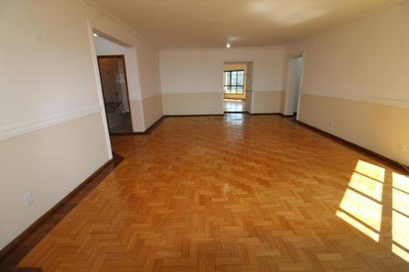 Apartamento para alugar com 178m², 4 quartos e 3 vagasSala