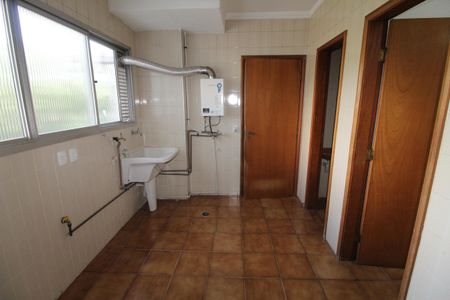 Apartamento para alugar com 178m², 4 quartos e 3 vagasÁrea de Serviço