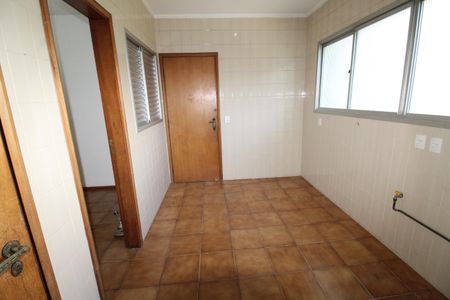 Apartamento para alugar com 178m², 4 quartos e 3 vagasÁrea de Serviço