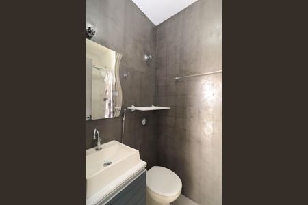 Casa à venda com 250m², 3 quartos e 4 vagasBanheiro da casa 2
