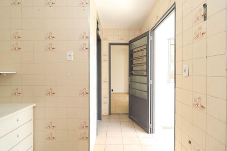 Casa à venda com 250m², 3 quartos e 4 vagasCozinha da Casa 2