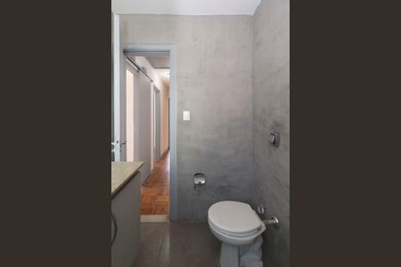 Casa à venda com 250m², 3 quartos e 4 vagasBanheiro