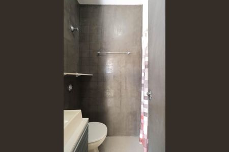 Casa à venda com 250m², 3 quartos e 4 vagasBanheiro da casa 2