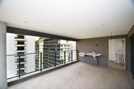 varanda Sala de apartamento à venda com 3 quartos, 174m² em Pinheiros, São Paulo