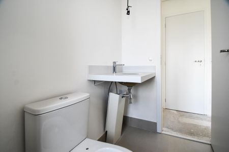 Apartamento à venda com 174m², 3 quartos e 2 vagasbanheiro quarto 1