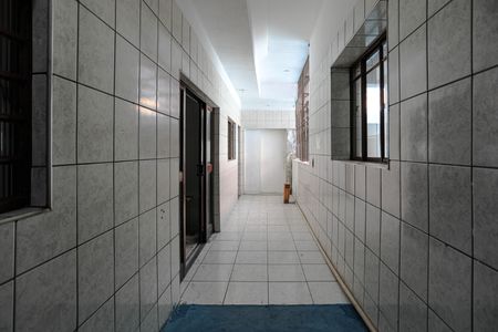 Casa para alugar com 470m², 10 quartos e 2 vagasCorredor