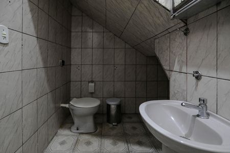 Casa para alugar com 470m², 10 quartos e 2 vagasBanheiro 2