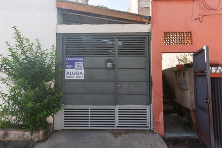 Casa para alugar com 90m², 2 quartos e 1 vagaFachada