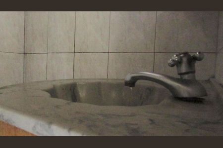 Casa para alugar com 75m², 1 quarto e 1 vagaBanheiro