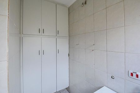 Apartamento para alugar com 55m², 2 quartos e 1 vagaÁrea de Serviço