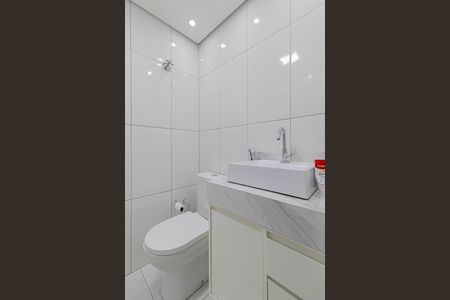 Casa para alugar com 80m², 2 quartos e 1 vaga Casa para alugar com 80m², 2 quartos e 1 vagaBanheiro